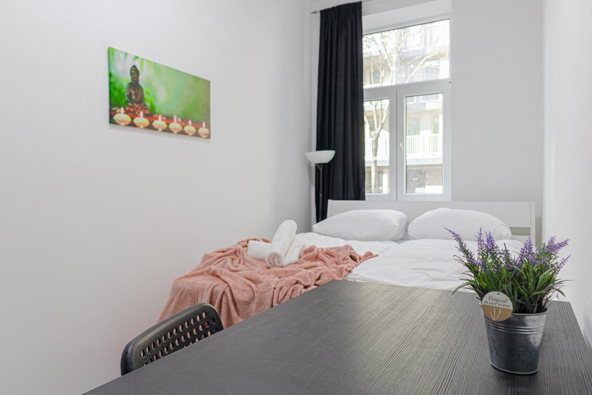 Affordable 5-Br Shared Apartment / Enkplatz U3 Getaway เวียนนา ภายนอก รูปภาพ